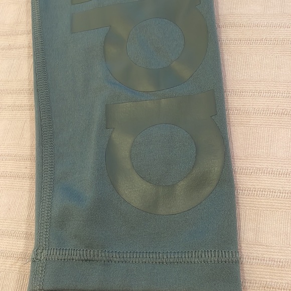 Adidas Climalite Leggings - Picture 3 of 4